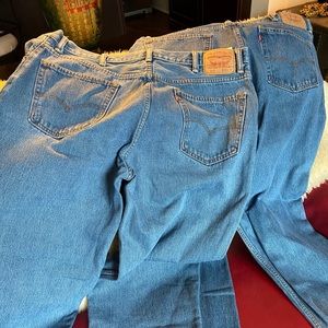 2 pair- Levi’s 560 Jeans